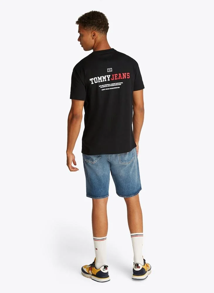 TOMMY JEANS Graphic Crew Neck T-Shirt