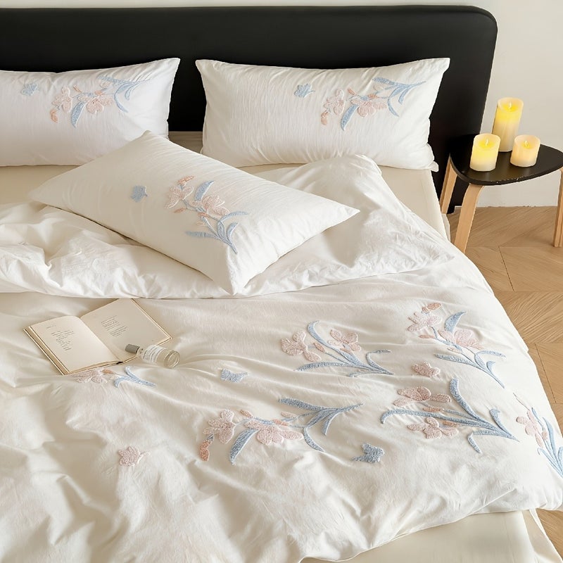 3pcs Set: 120g High-Quality Washed Natural Crinkle Fabric, Breathable, Soft, and Comfortable, with Exquisite Three-Dimensional Embroidered Floral Duvet Cover (1 Duvet Cover + 2 Pillowcases, Inserts Not Included). Lady-Like Elegant Decorative Bedding - Image 5