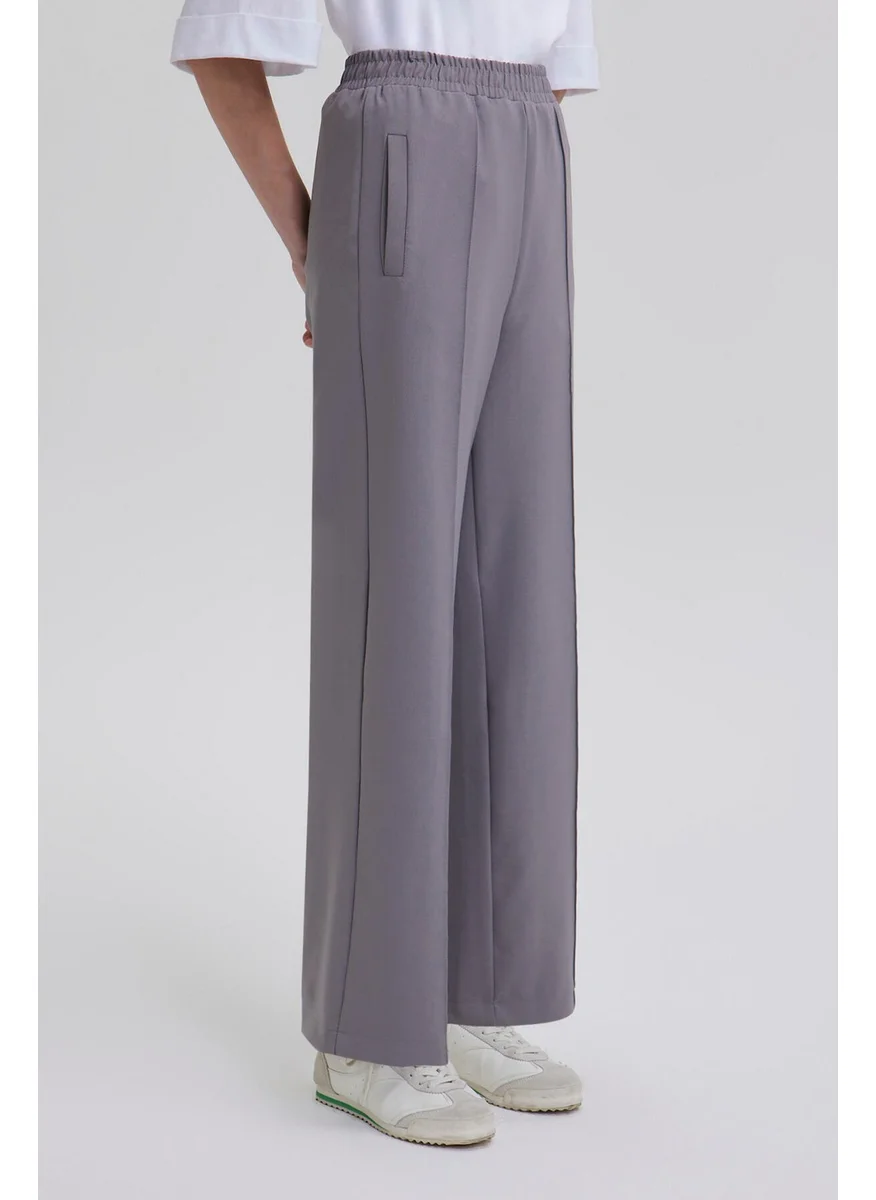 Touche Ribbed Crepe Trousers