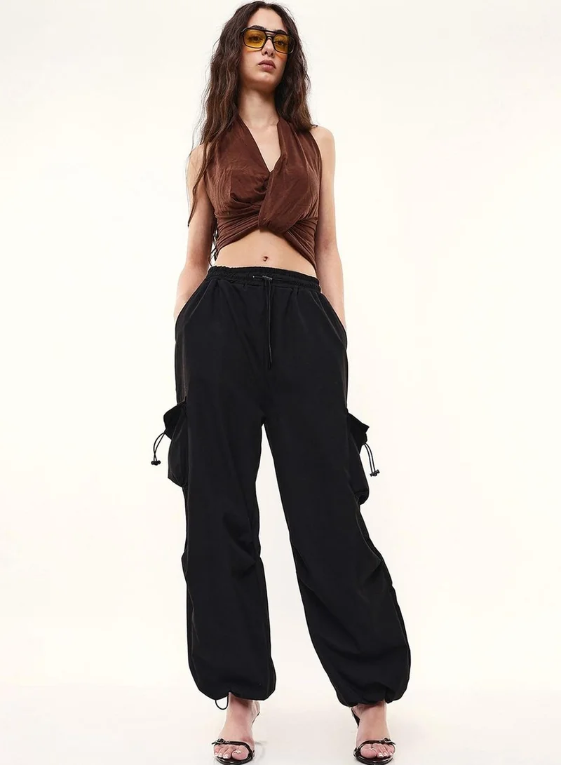 Dennis Lingo Women Black Poly Solid Full Casual Straight Trouser