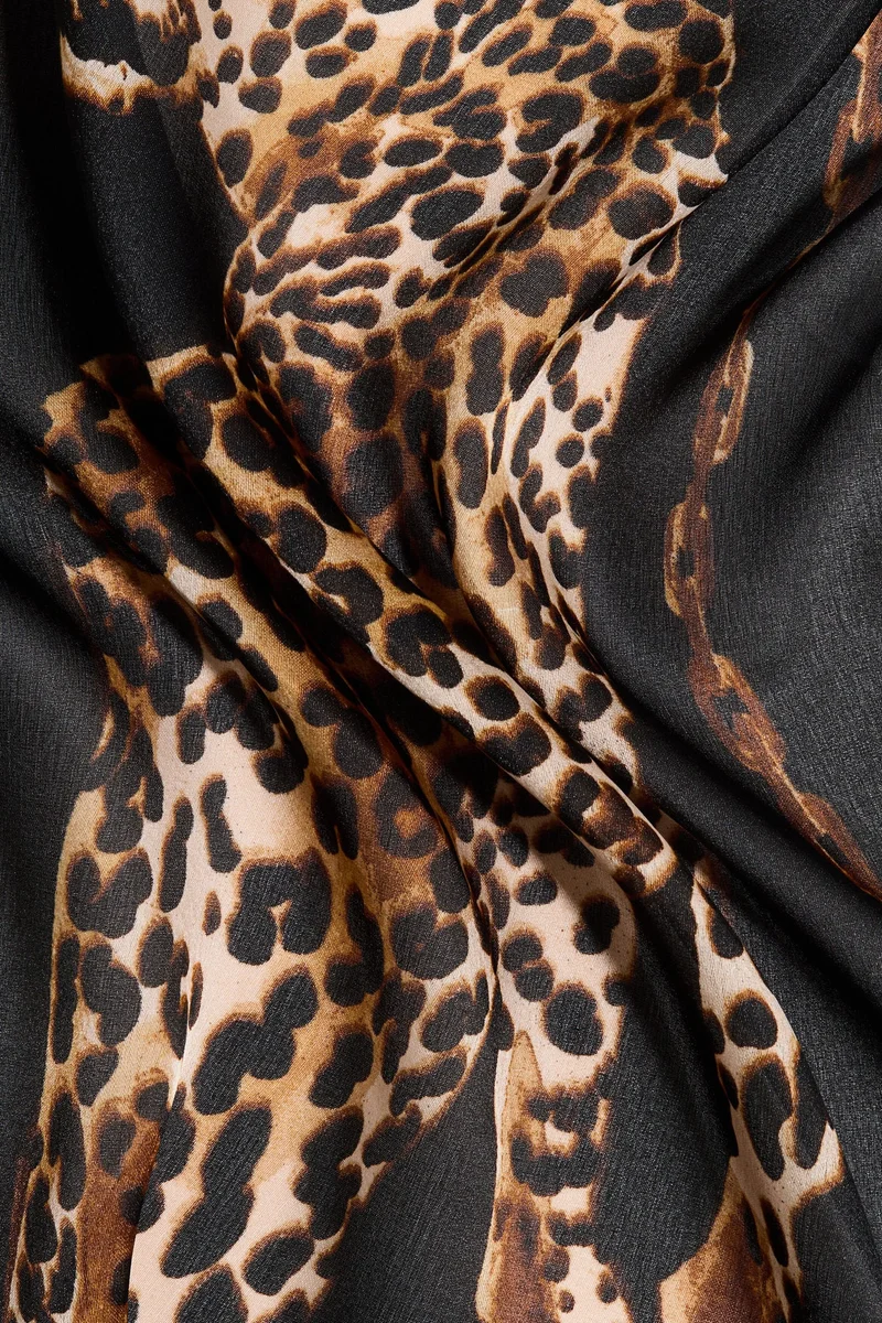 اتش اند ام وشاح منقوش