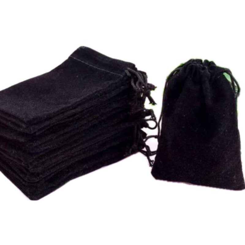 حقيبة مجوهرات سوداء من GYBest أكياس مخملية مع أربطة سحب 3x4 أكياس هدايا صغيرة كيس عملة أكياس مخملية للمجوهرات أكياس أربطة سحب سوداء 200 قطعة 3 X 4 مخملية
