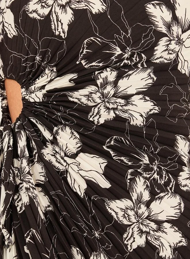 Styli Floral One-Shoulder Dress