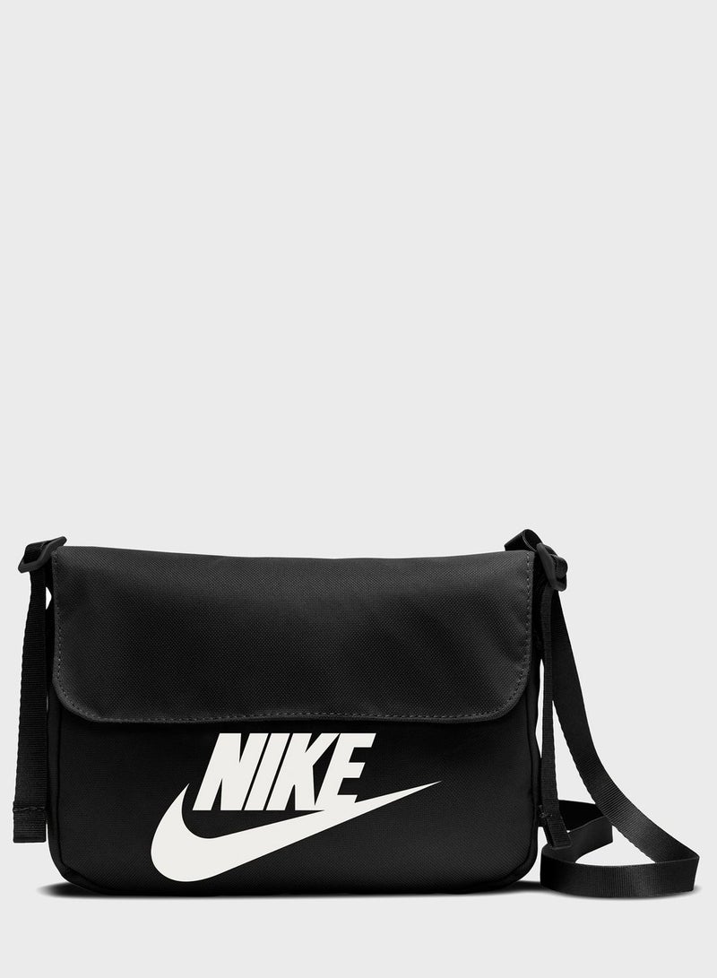 نايكي شنطة بحمالة اكتاف طويلة - Image 1