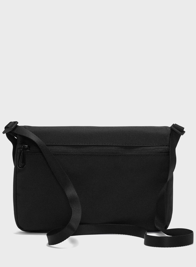 نايكي شنطة بحمالة اكتاف طويلة - Image 2