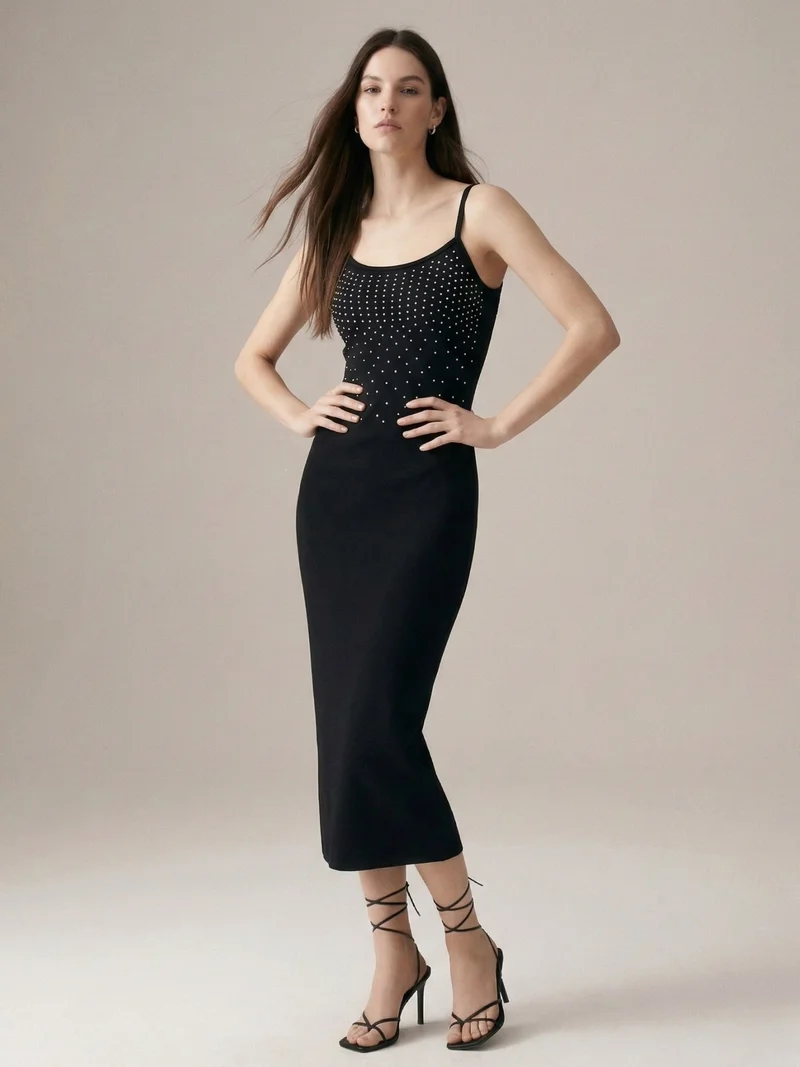 Outzidr  Black Fitted Bodycon Embellished Dress for Women | Best Price UAE