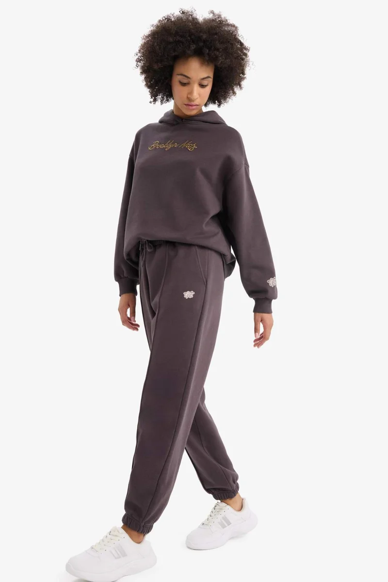 Defacto  DeFactoFit NBA Brooklyn Nets Oversize Fit Standard Length Thick Joggers for Women | Best Price UAE