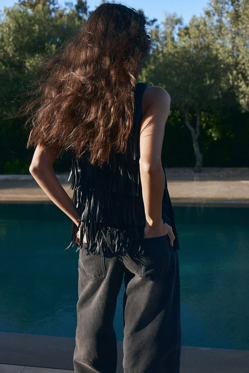 H&M Barrel High Cropped Jeans