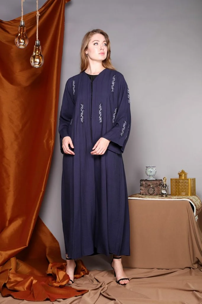 Moistreet Embroidered Flared Sleeve Abaya