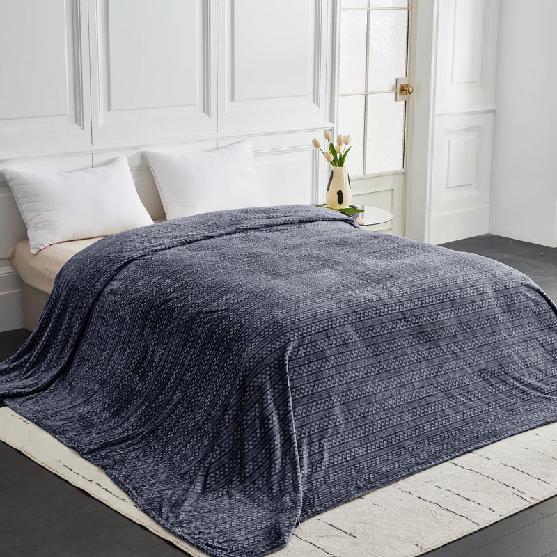Serenhom Soft Cozy 120x120 Inches Seamless Oversized King Fleece Blanket, 3D Jacquard Decorative Giant 10'x10' California King Blanket Extra Large for Bed, Sofa, Couch, Travel, Dark Grey Chain - Image 3