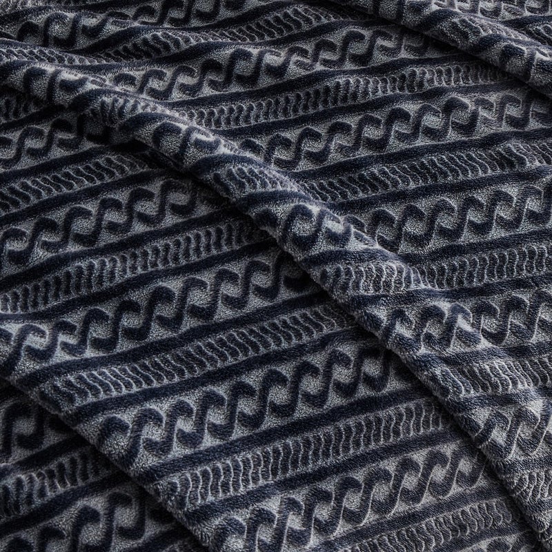 Serenhom Soft Cozy 120x120 Inches Seamless Oversized King Fleece Blanket, 3D Jacquard Decorative Giant 10'x10' California King Blanket Extra Large for Bed, Sofa, Couch, Travel, Dark Grey Chain - Image 4