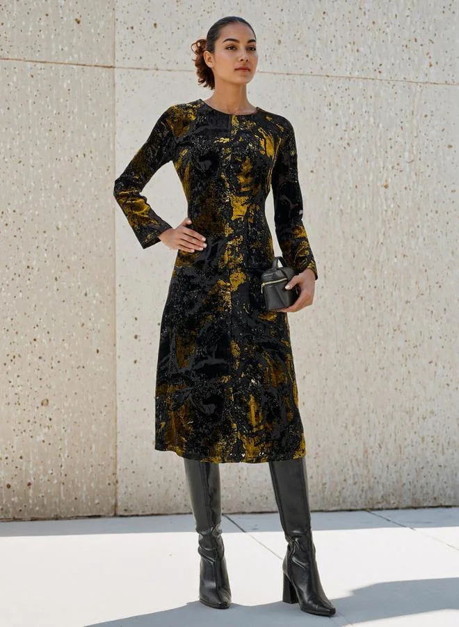 ايكونيك Iconic Burnout Detail Midi Dress
