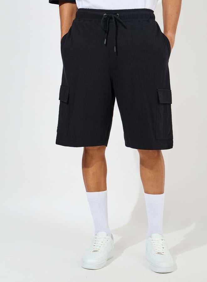 Styli Color Block Heavy Cotton Jersey T-Shirt & Cargo Shorts Co-Ords  - Image 5