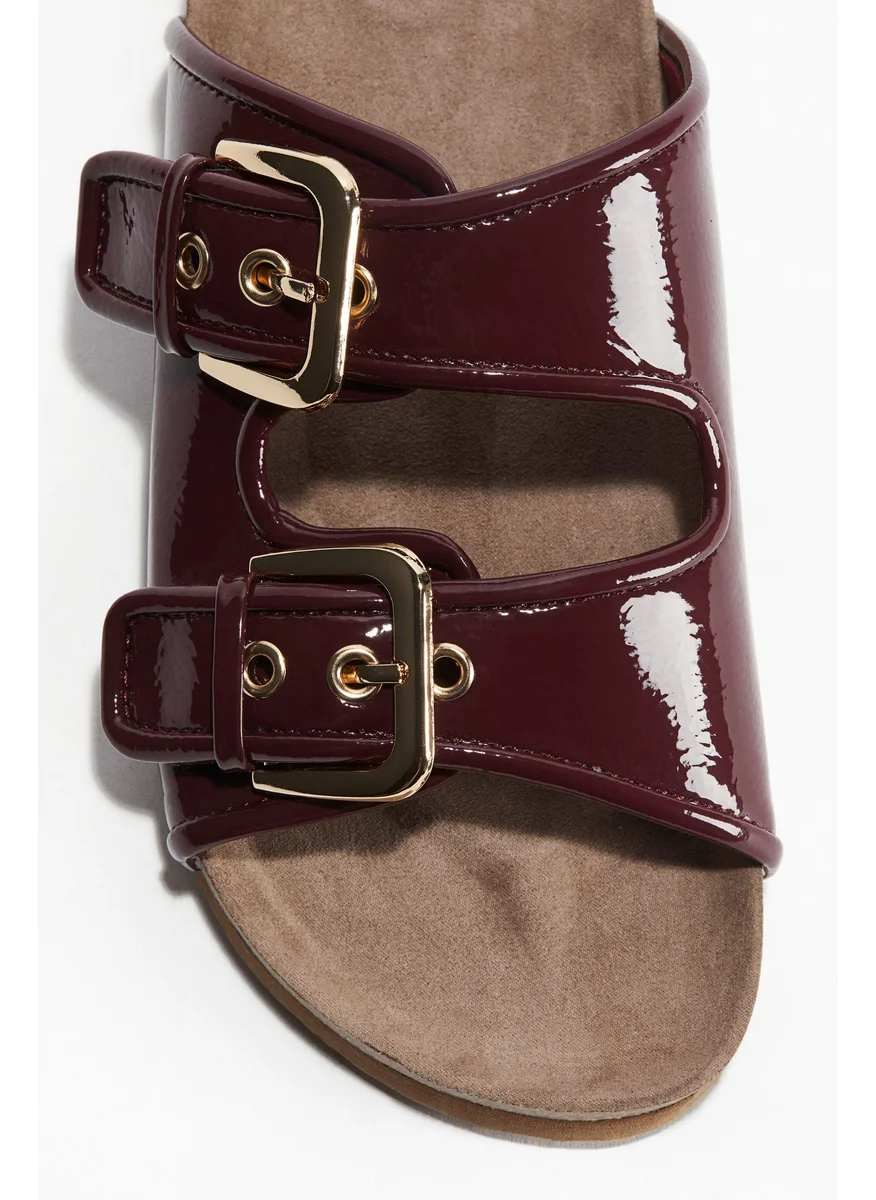 اتش اند ام Sandals