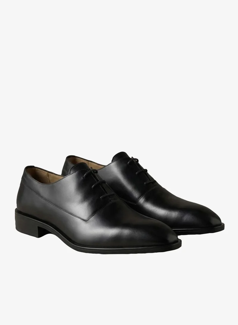 Calvin Klein Triple Black Leather Oxford Lace-Up Shoes for Men | Best Price UAE