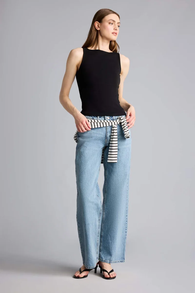 ديفاكتو Slim Fit Ribana Boat Collar Tank Top