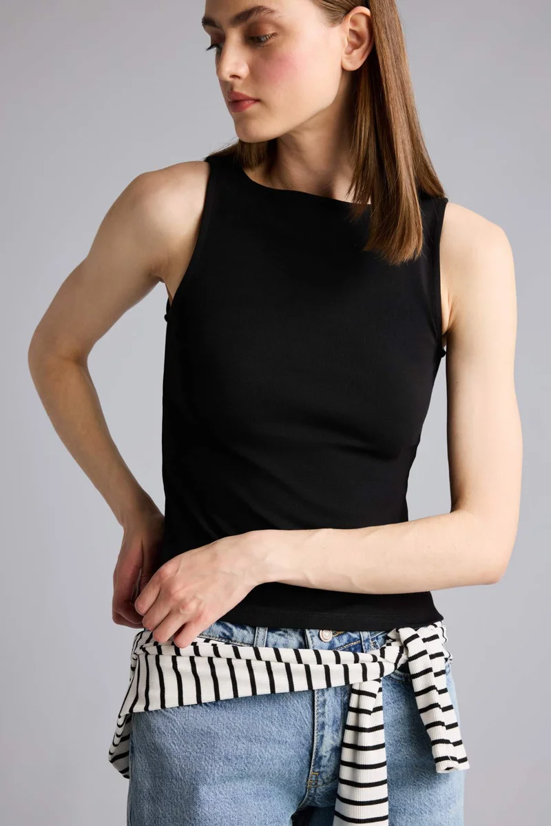 ديفاكتو Slim Fit Ribana Boat Collar Tank Top