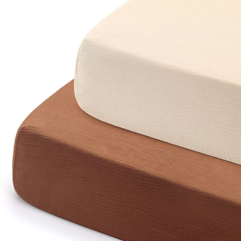 شراشف سرير الأطفال من قماش الموسلين الناعم 2 عبوة 100 قطن لشراشف سرير الأطفال للأولاد والبنات تناسب مراتب السرير القياسية 52 × 28 بيج وبني آمن ومريح