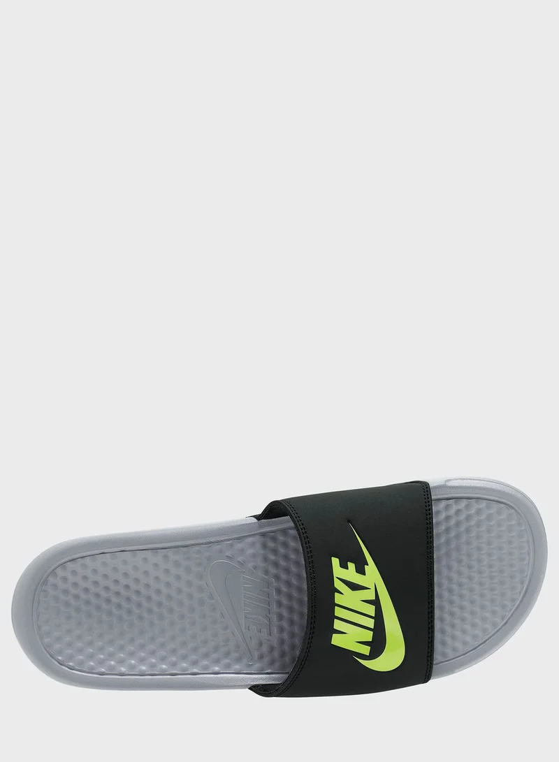 Nike Benassi JDI Slides