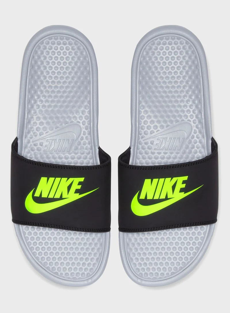 Nike Benassi JDI Slides
