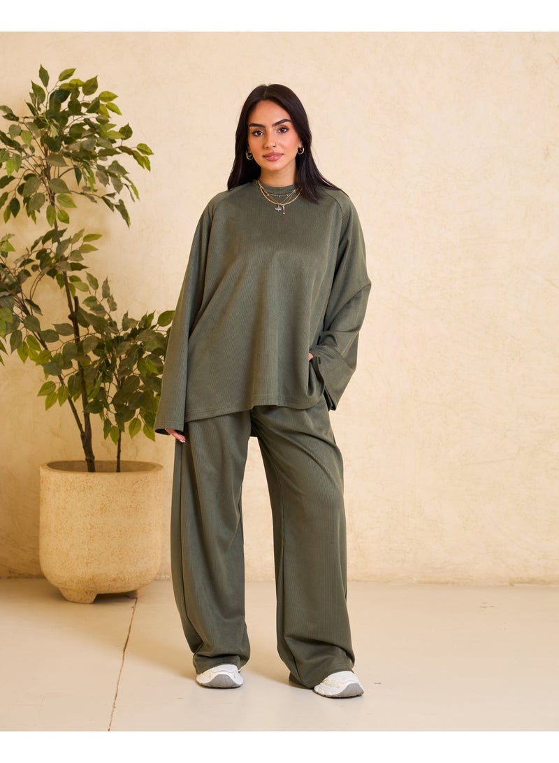 Dresscode Oversized Ribbed Olive Green Set - Image 1