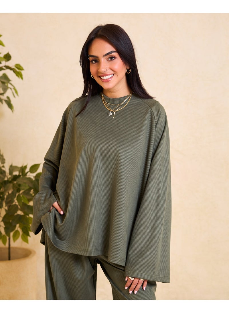 Dresscode Oversized Ribbed Olive Green Set - Image 2