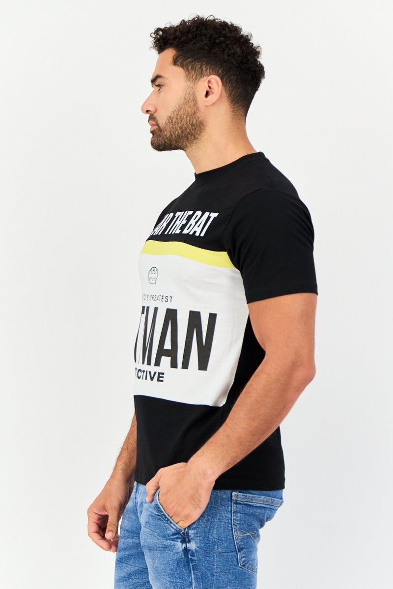 DC Comics تي شيرت رجالي بأكمام قصيرة وياقة دائرية بطباعة جرافيك، أسود - Image 3