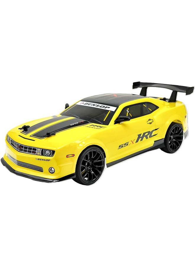 D-Power سيارة كامارو RC صفراء 1:10 – تحكم عن بعد 2.4GHz، بطارية قابلة للشحن USB 7.4V، سيارة أداء عالي للأطفال من عمر 6 سنوات فما فوق - Image 2