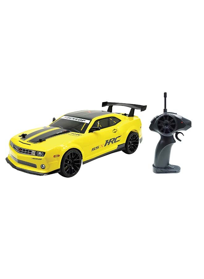 D-Power سيارة كامارو RC صفراء 1:10 – تحكم عن بعد 2.4GHz، بطارية قابلة للشحن USB 7.4V، سيارة أداء عالي للأطفال من عمر 6 سنوات فما فوق - Image 1