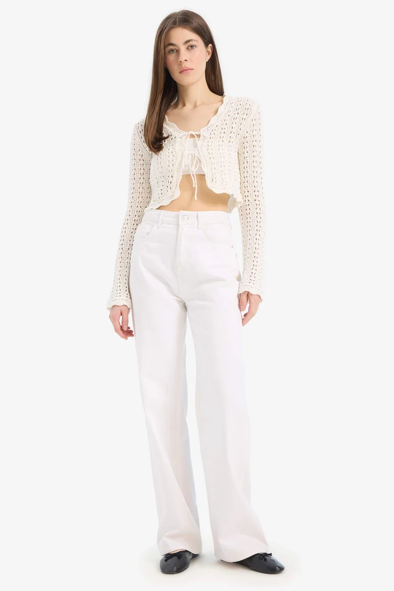 ديفاكتو Regular Fit V-Neck Cardigan