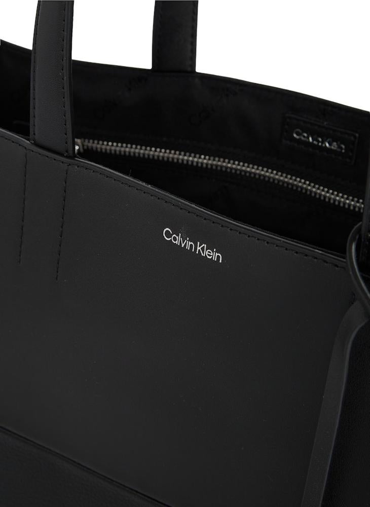 CALVIN KLEIN MEDIUM SHOPPER  - Image 3