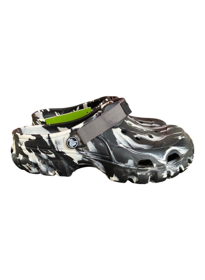 Crocs are comfortable - Image 2