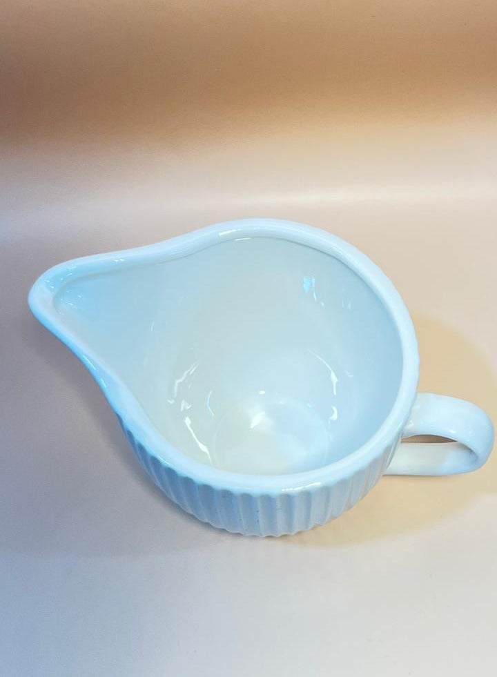 انيه بيضاء صغيره وأنيقه، كلاسيكيه مثاليه لتقديم الحليب مع الشاي أو القهوة. - Image 3