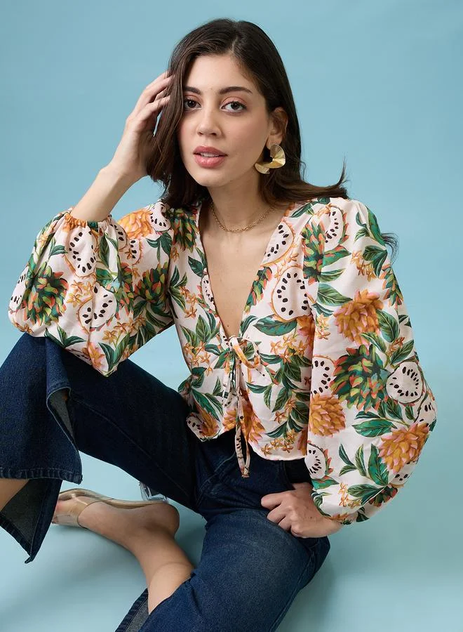 جلو باص بلوزة بنمط لف وتفاصيل ربطة