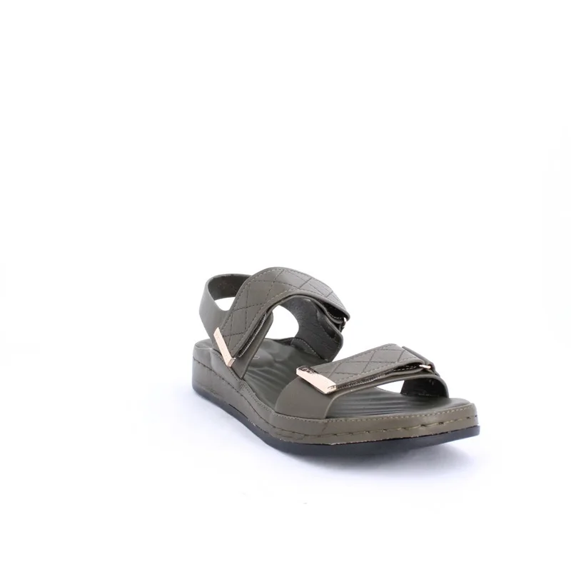 ميلانو فيسي