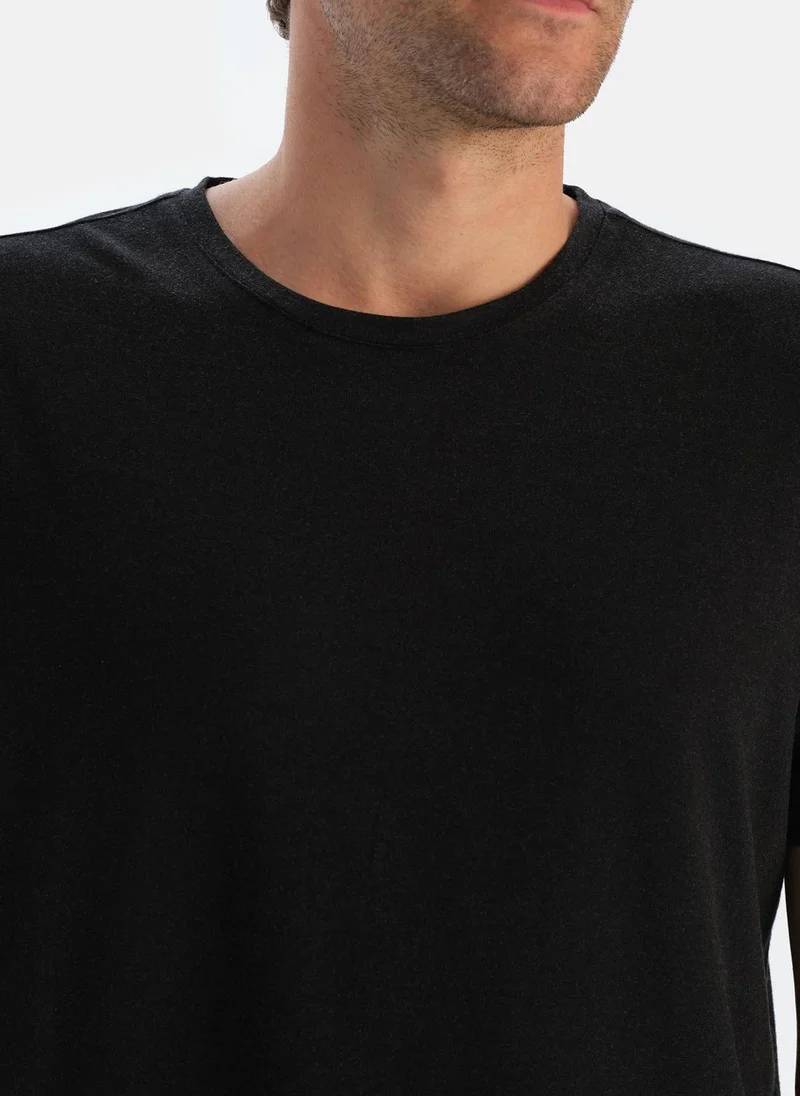 dagi  T-shirt Crew Neck Supreme Homewear for Men | Best Price UAE