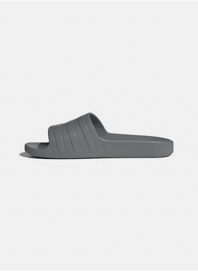 Adilette Aqua Slides