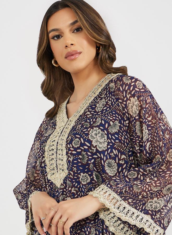 Styli Styli All-Over Print V-Neck Jalabiya with Lace Detail  - Image 3