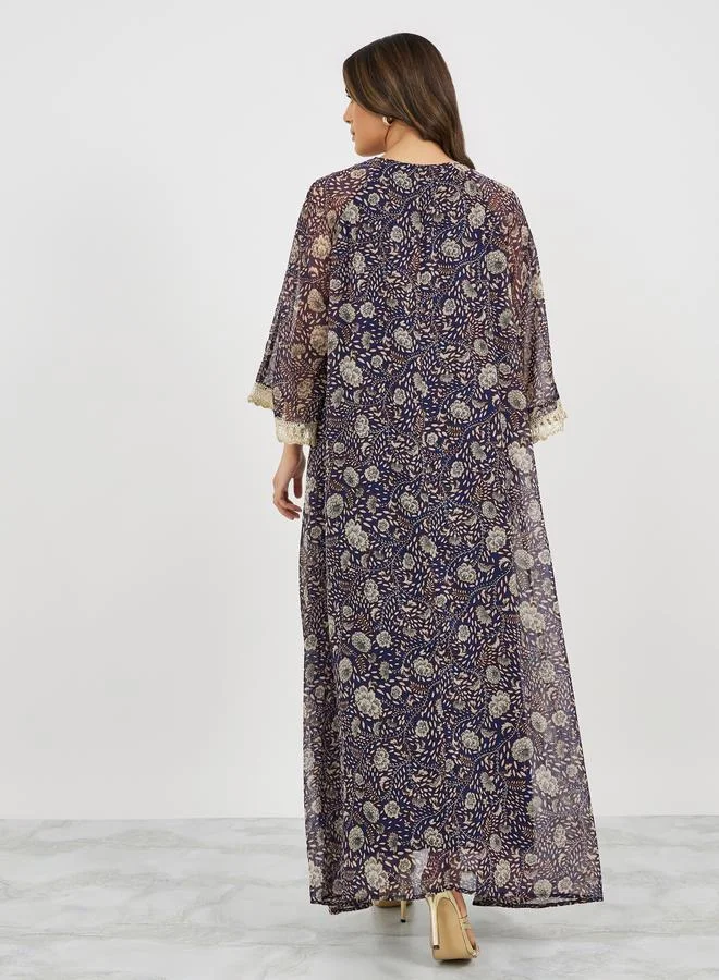 Styli Styli All-Over Print V-Neck Jalabiya with Lace Detail