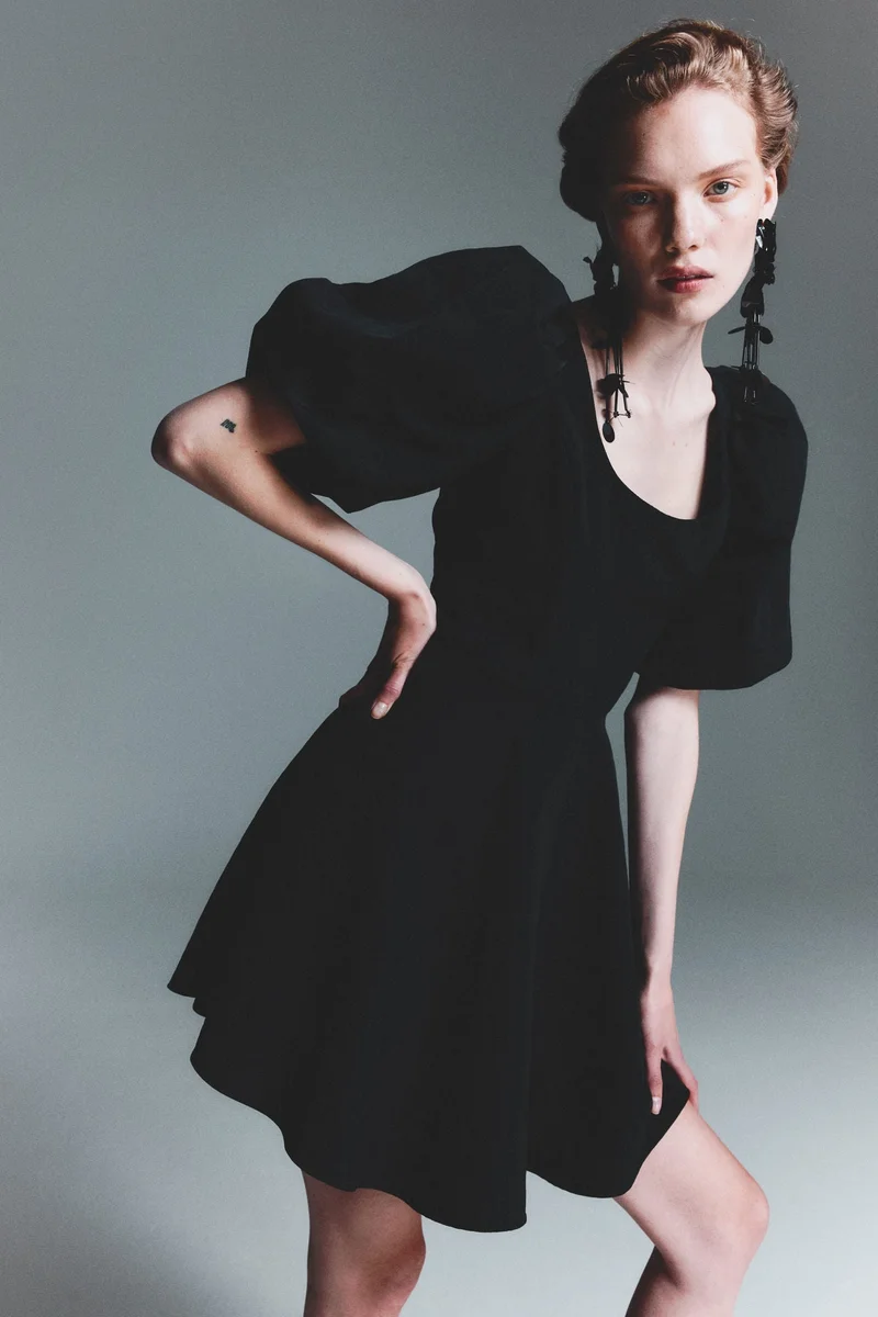 H&M Balloon-sleeved dress