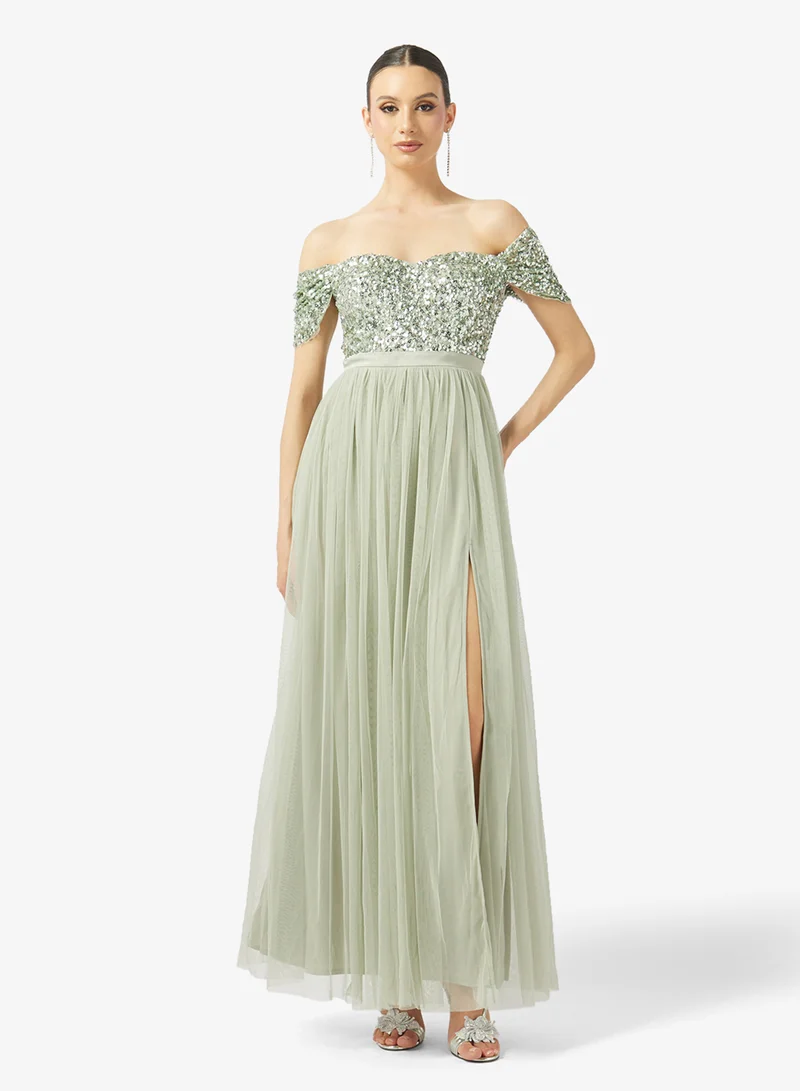 مايا فستان ماكسي مكشكش بياقة مكشوفة