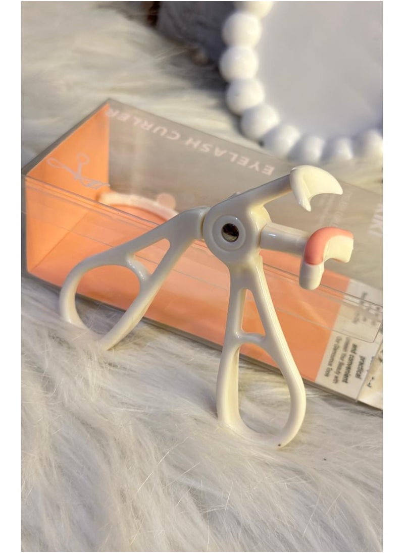 Generic Eyelash Curler with 2 Silicone Refill Pads, Effortless Perfect Curl in Seconds, No Pinching or Pulling, (Refill Pads) LCPMA1  - Image 1