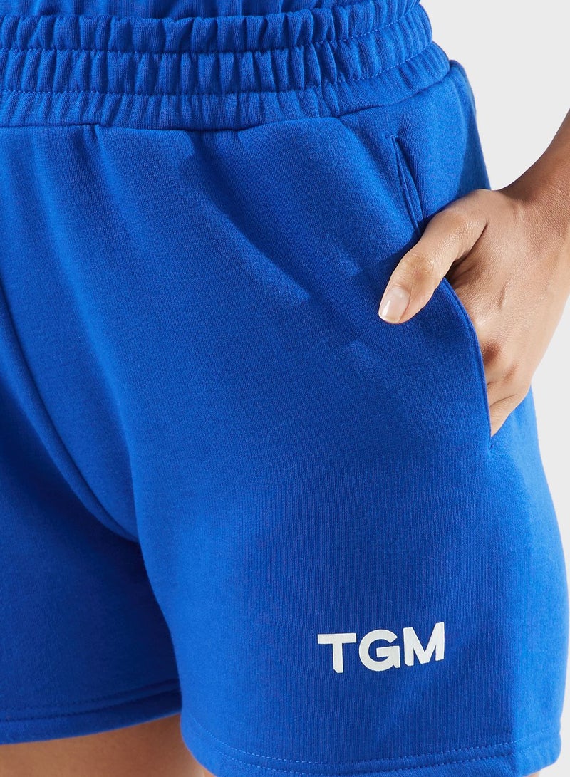 ذا جيفينج موفمنت شورت مريح - Image 3