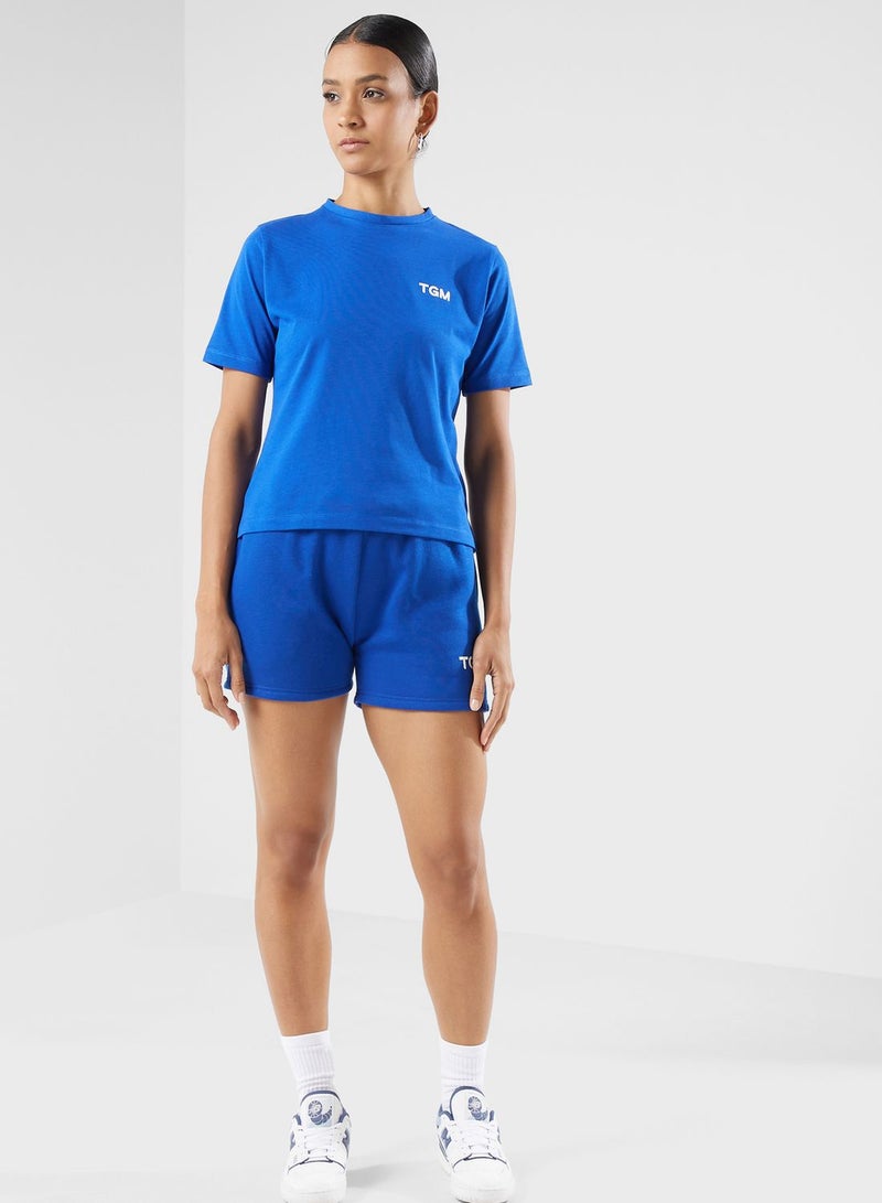 ذا جيفينج موفمنت شورت مريح - Image 1