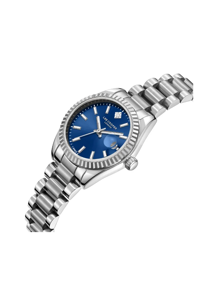 Lee Cooper Lee Cooper LC08126.390 Women's Analog Display Watch & Metal Strap Silver