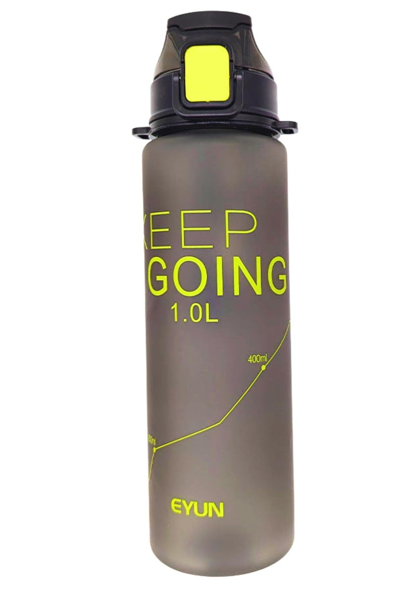 KEEP GOING زجاجة مياه رياضية من  - زجاجة مياه تريتان مانعة للتسرب وصحية، خالية من مادة BPA مع بلاستيك وسيليكون صالحين للطعام، مثالية للمكتب وصالة الألعاب الرياضية ومتينة للاستخدام اليومي (رمادي) - Image 1