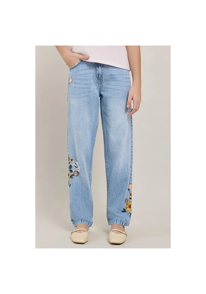 أر أند بي Embroidered Straight Fit Jeans with Button Closure