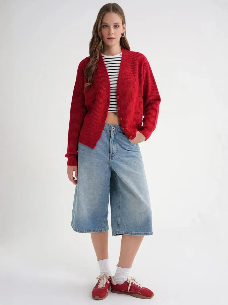 ميكسراي كارديجان ميكسراي بياقة على شكل حرف  وأزرار ونسيج مضلع فضفاض