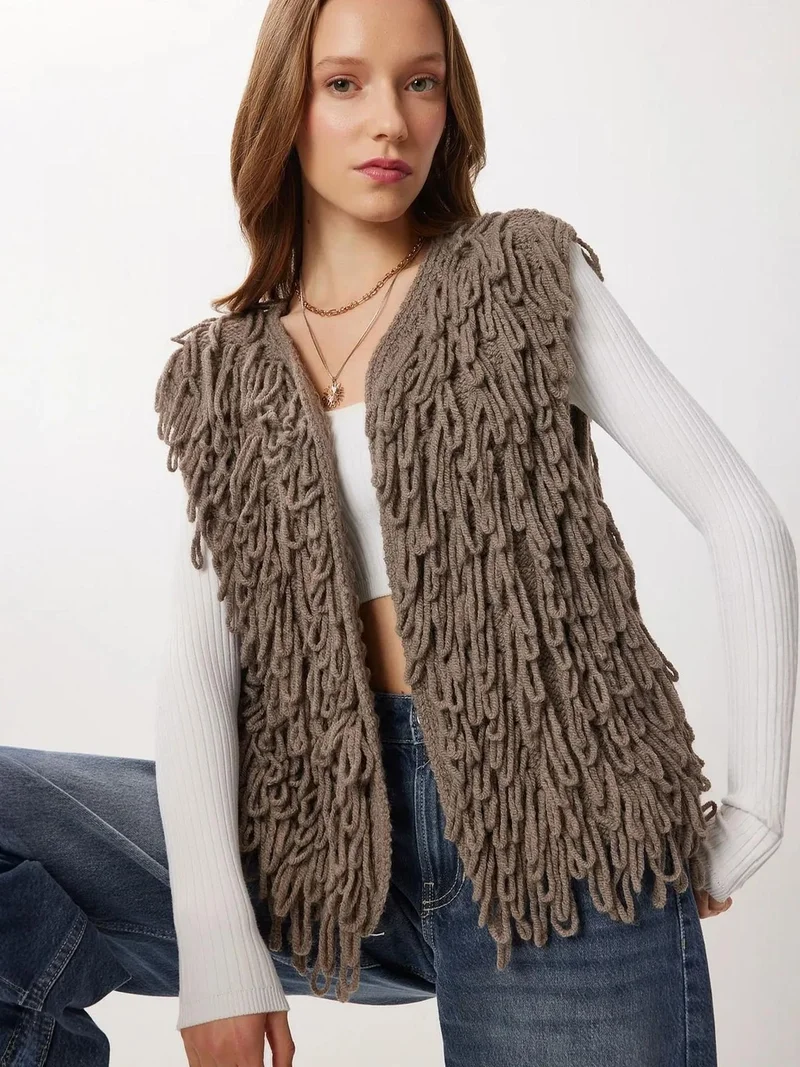 Lovely Istanbul ISTANBUL Sleeveless V-Neck Knitwear Waistcoat with Tassel Detail