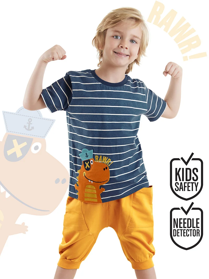 دينوكيدس طقم تيشيرت وشورت كابري ديناصور بحار للأولاد